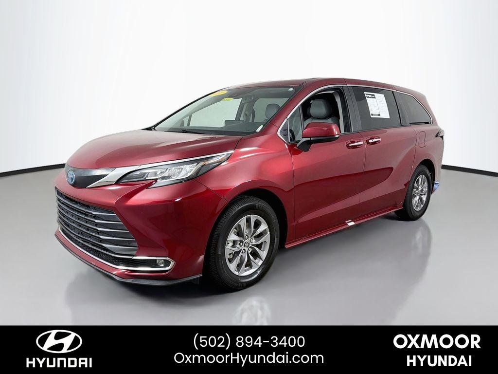 Used 2022 Ruby Flare Pearl Toyota XLE image 3