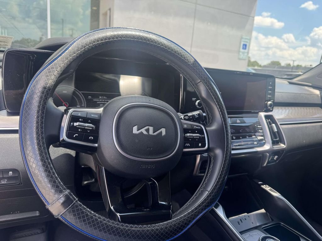 Used 2023 Red Kia EX image 15
