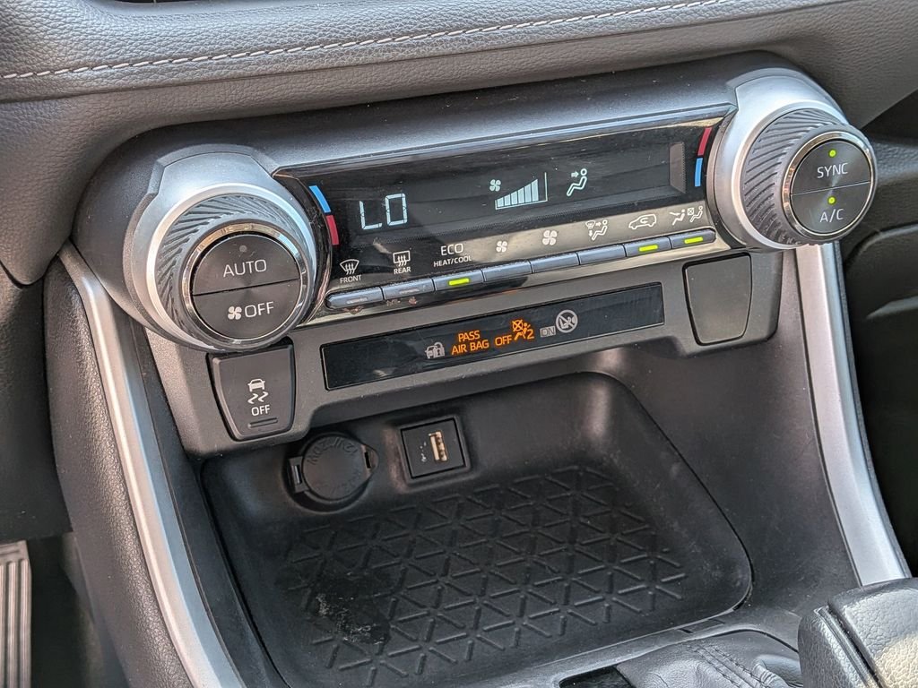 Used 2023 White Toyota XLE image 19