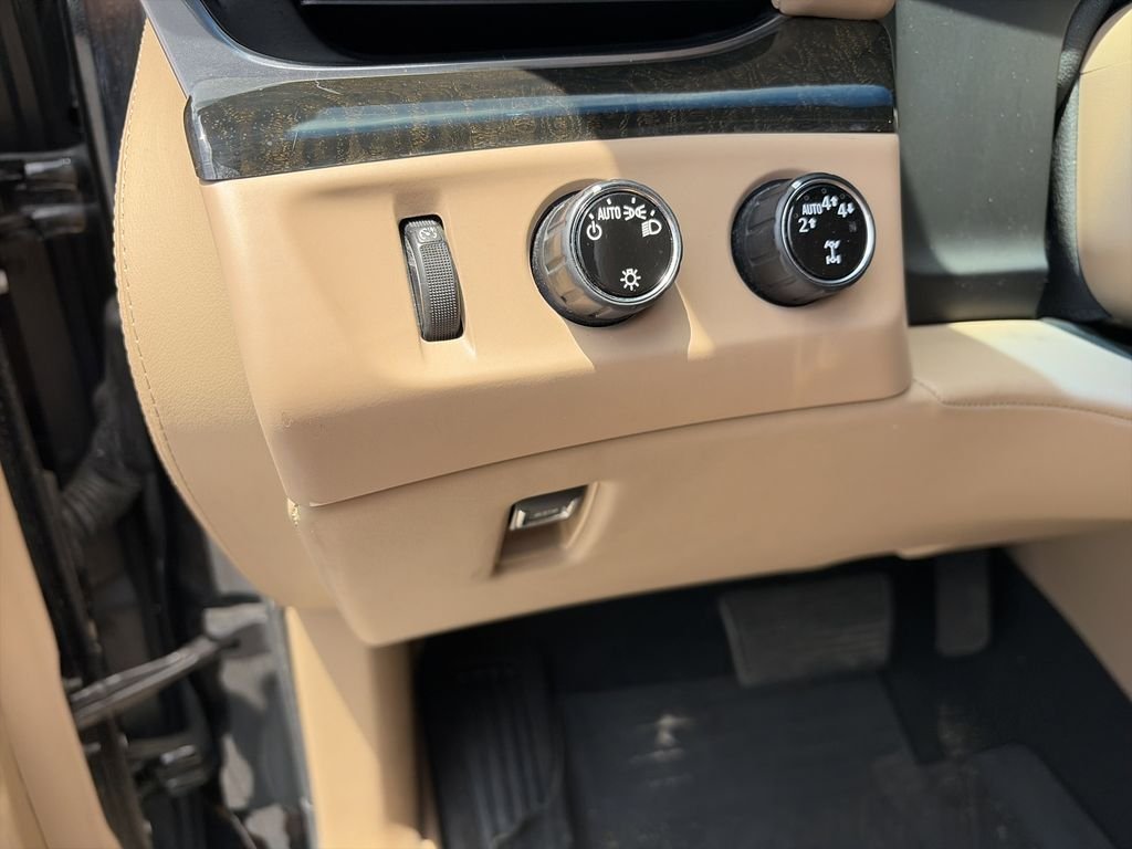 Used 2019 Black Cadillac Platinum Edition image 24