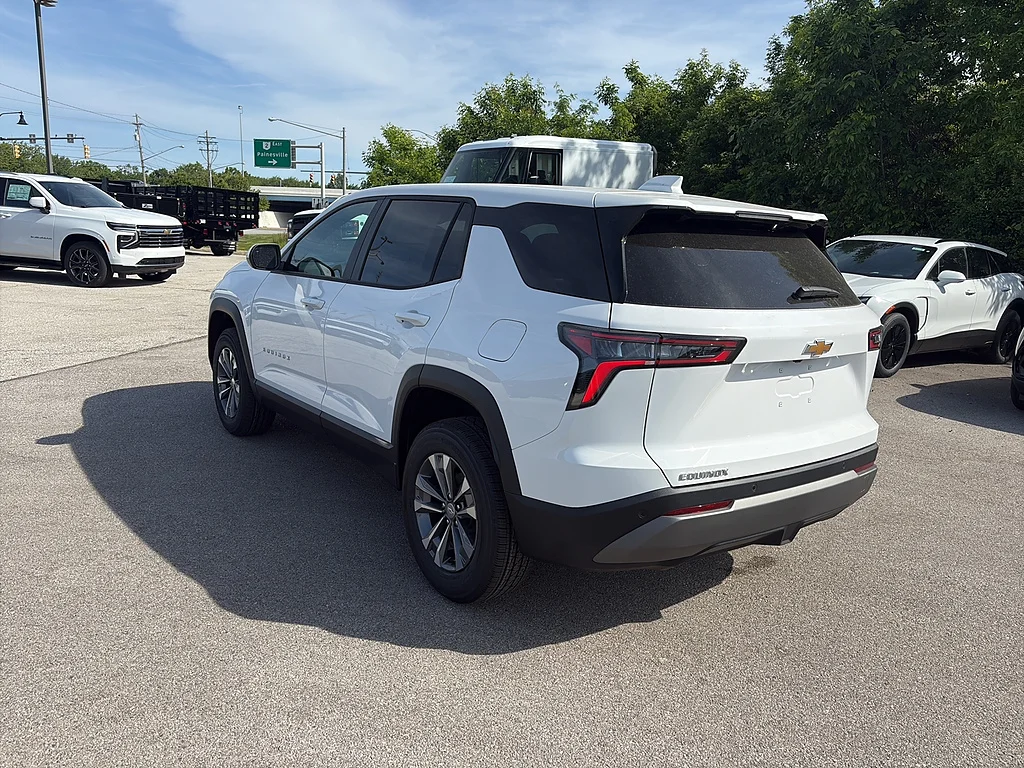 2026 Chevrolet Equinox LT - Photo 3