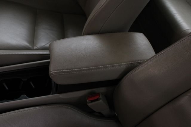 Used 2010 Gray Honda Hybrid image 19