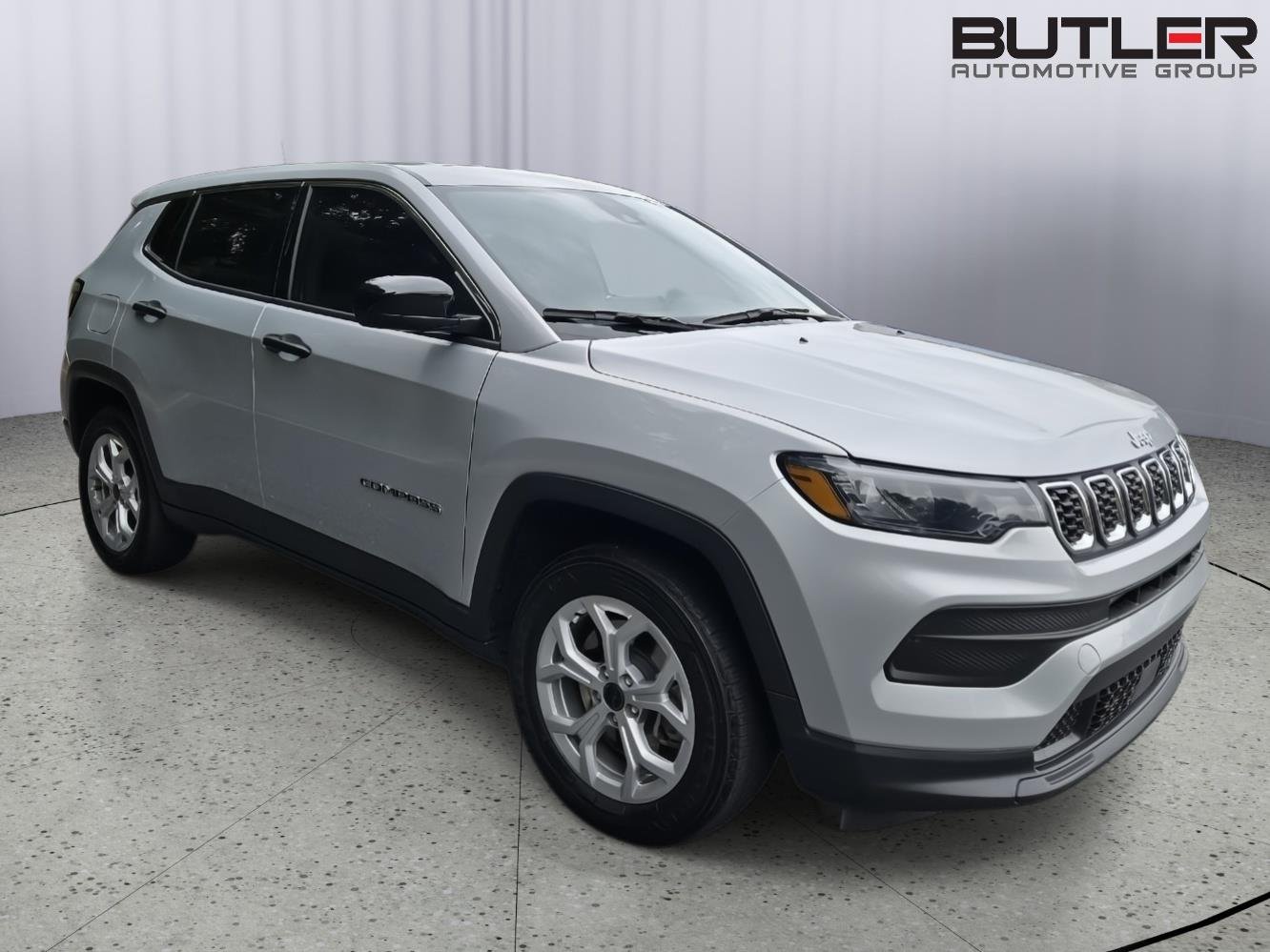Used 2025 Silver Zynith Metallic Clearcoat Jeep Sport image 3
