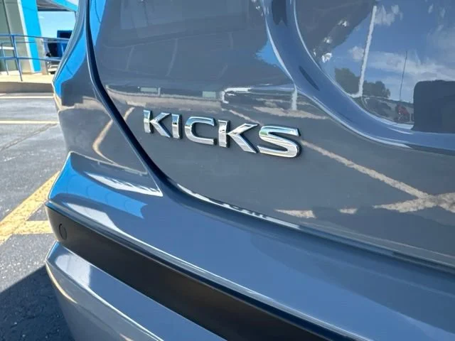 2021 Nissan Kicks SV - Photo 14
