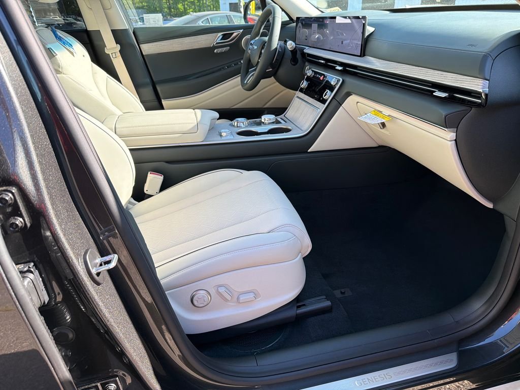 New 2026 Gray Genesis 2.5T Prestige image 13