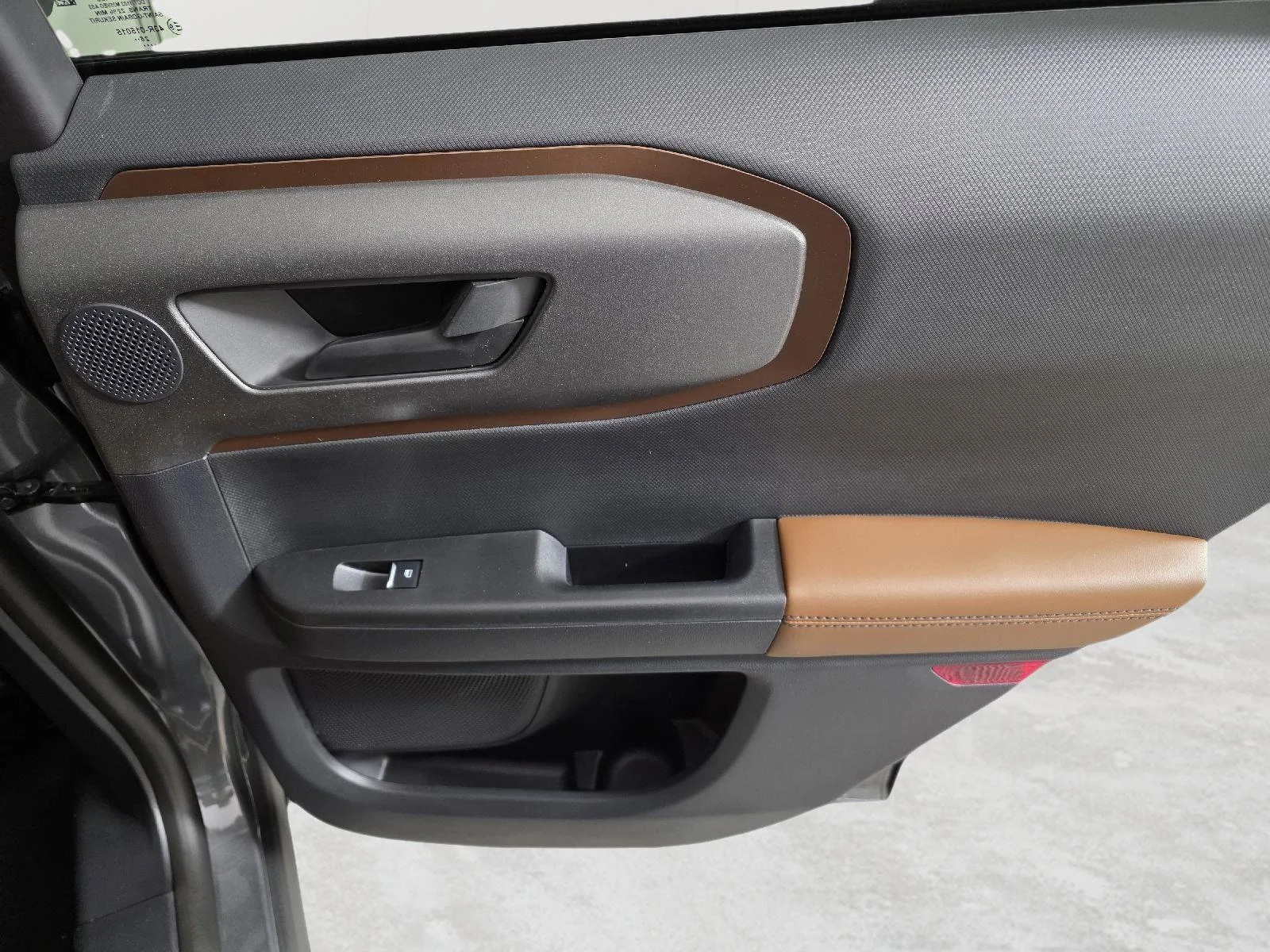 Used 2025 Carbonized Gray Metallic Ford Outer Banks image 21