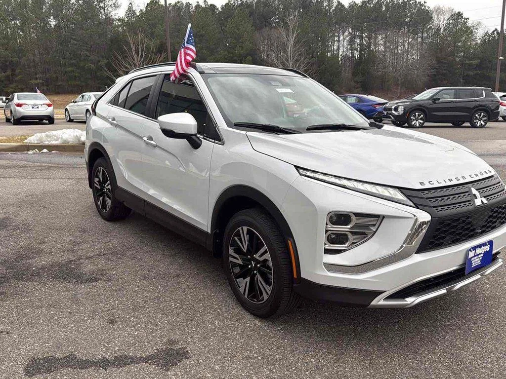 2026 Mitsubishi Eclipse Cross SE - Photo 3