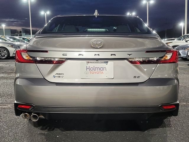 Used 2025  Toyota SE image 6