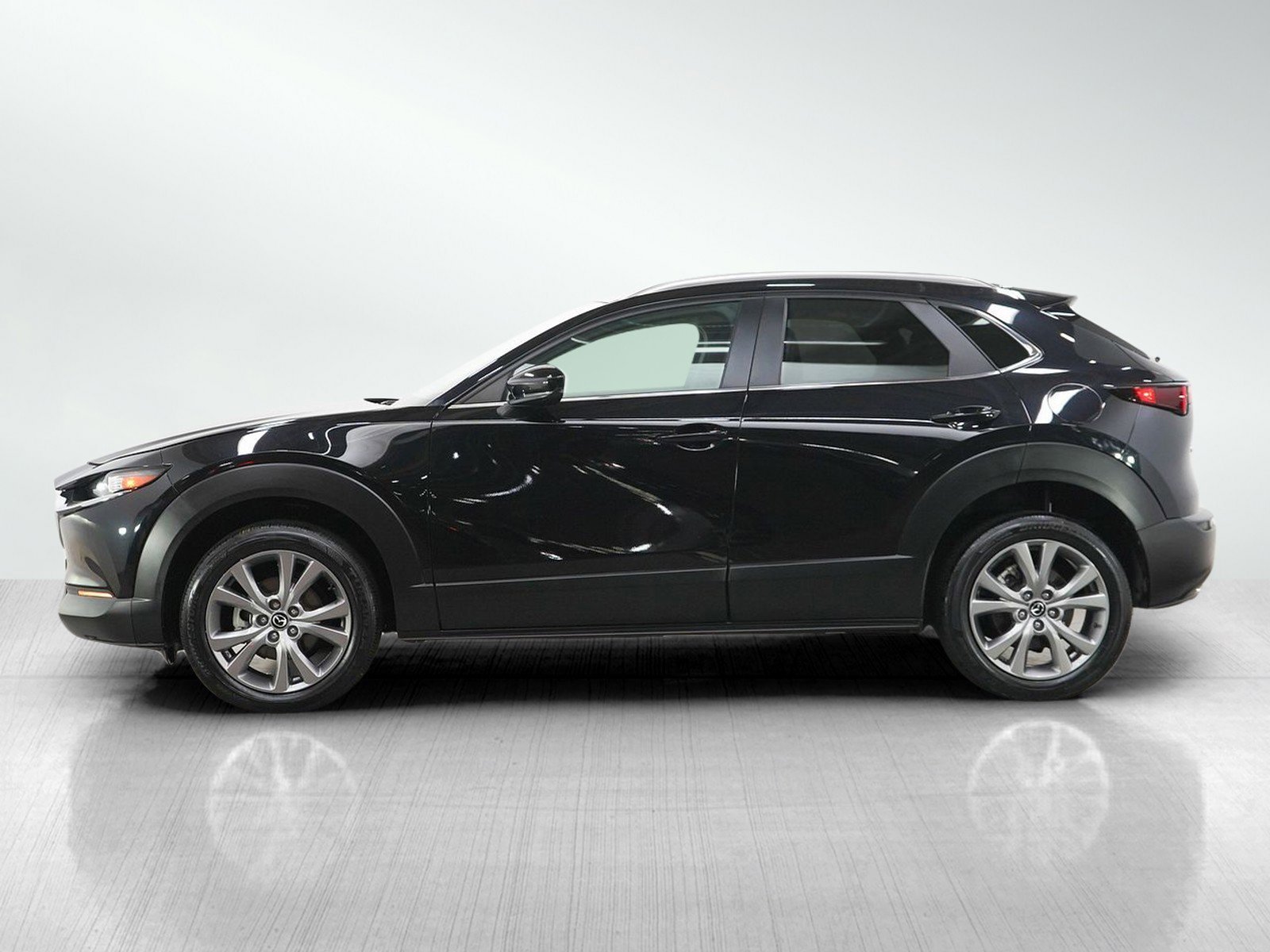 Used 2023 Mazda CX-30 Preferred with VIN 3MVDMBCM8PM548334 for sale in Burnsville, Minnesota