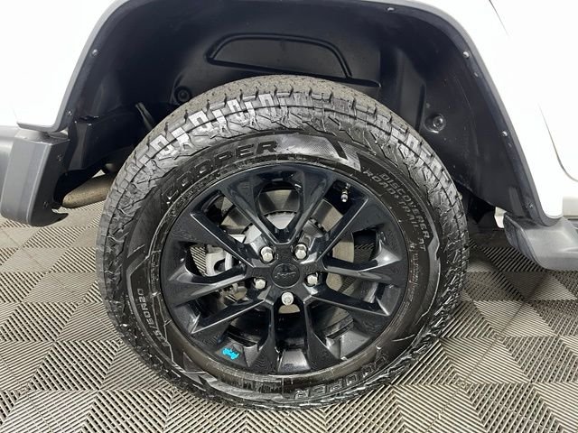 Used 2023 White Jeep Sahara 4xe image 12
