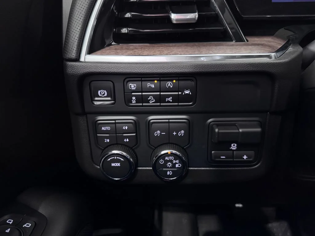 Certified Used 2025 Black Chevrolet High Country image 30