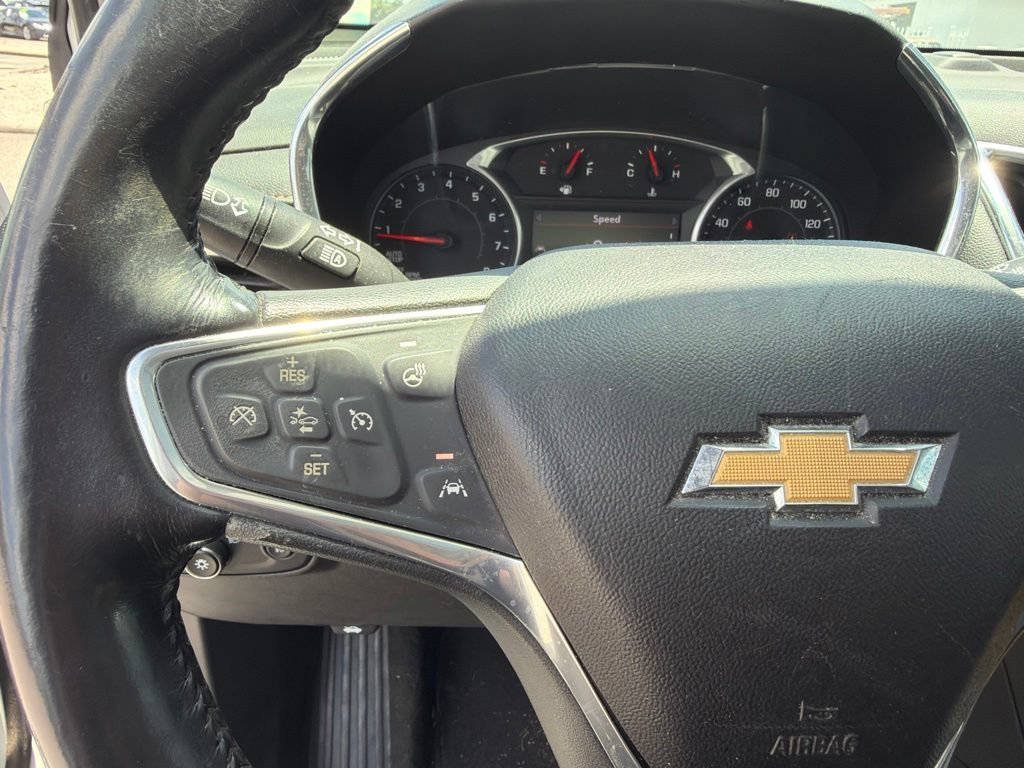 Used 2020 SUMMIT WHITE Chevrolet Premier image 18