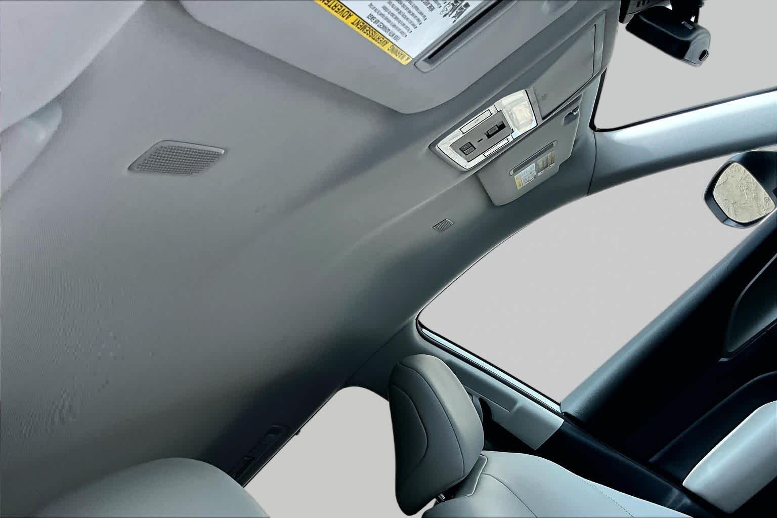 Used 2024 Wind Chill Pearl Toyota XLE image 14