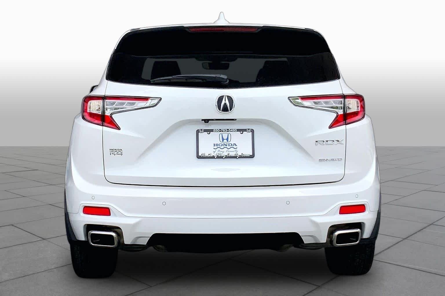 Used 2025 Platinum White Pearl Acura w/Advance Package image 5