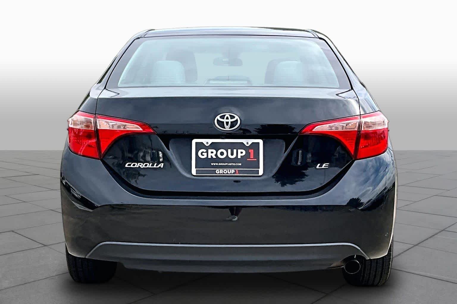 Used 2018 Black Sand Pearl Toyota LE image 5