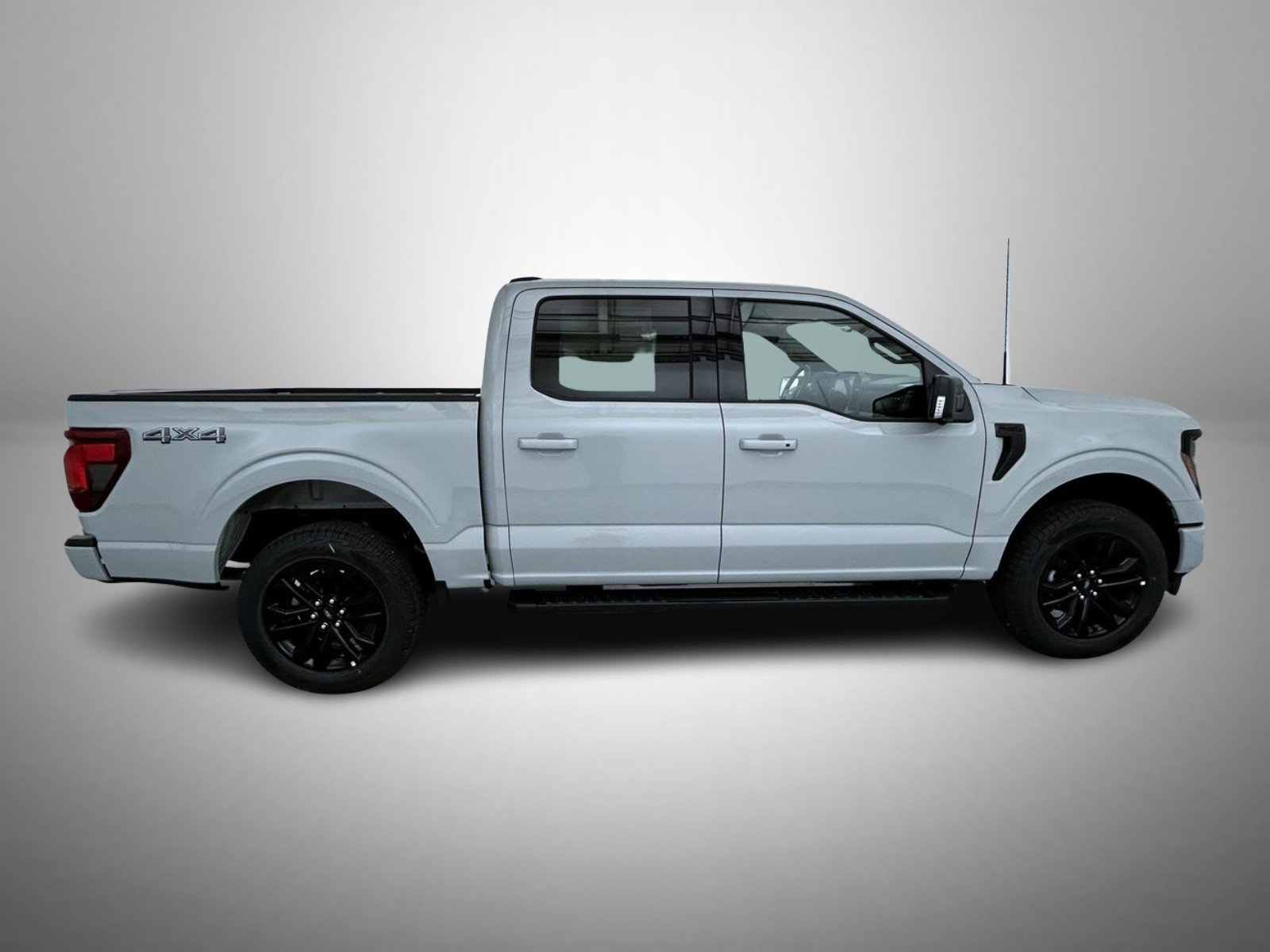 New 2026 Avalanche Ford XLT image 4