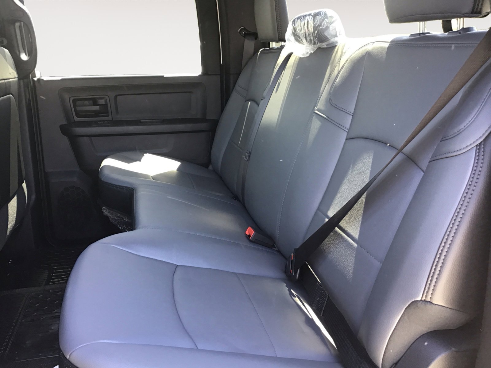 New 2026 Bright White Clearcoat RAM Tradesman image 21