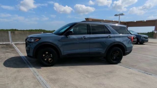 New 2026 Vapor Blue Metallic Ford Tremor® image 83