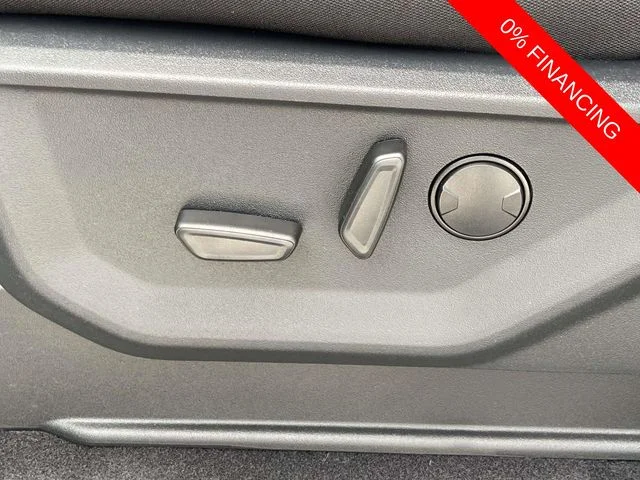 New 2026 Iconic Silver Metallic Ford XLT image 12