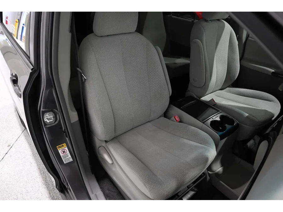 Used 2013 GRAY Toyota LE Mobility Handicap Van image 16