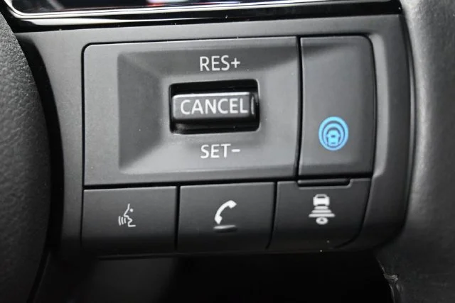 Used 2024 Gray Nissan Platinum image 19