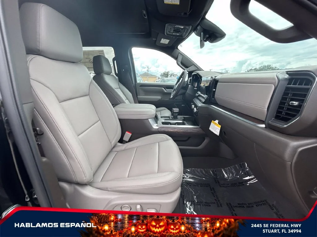New 2026 Onyx Black GMC SLT image 18