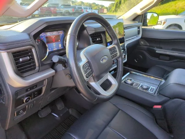 Used 2024 Black Ford XLT image 15