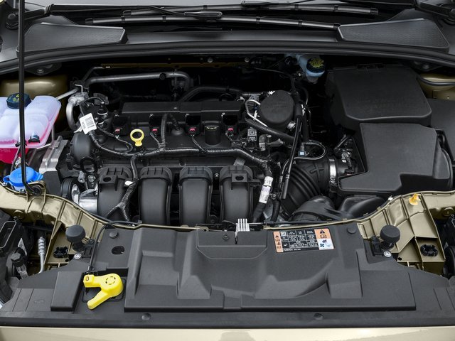 Used 2017 Oxford White Ford SE image 14
