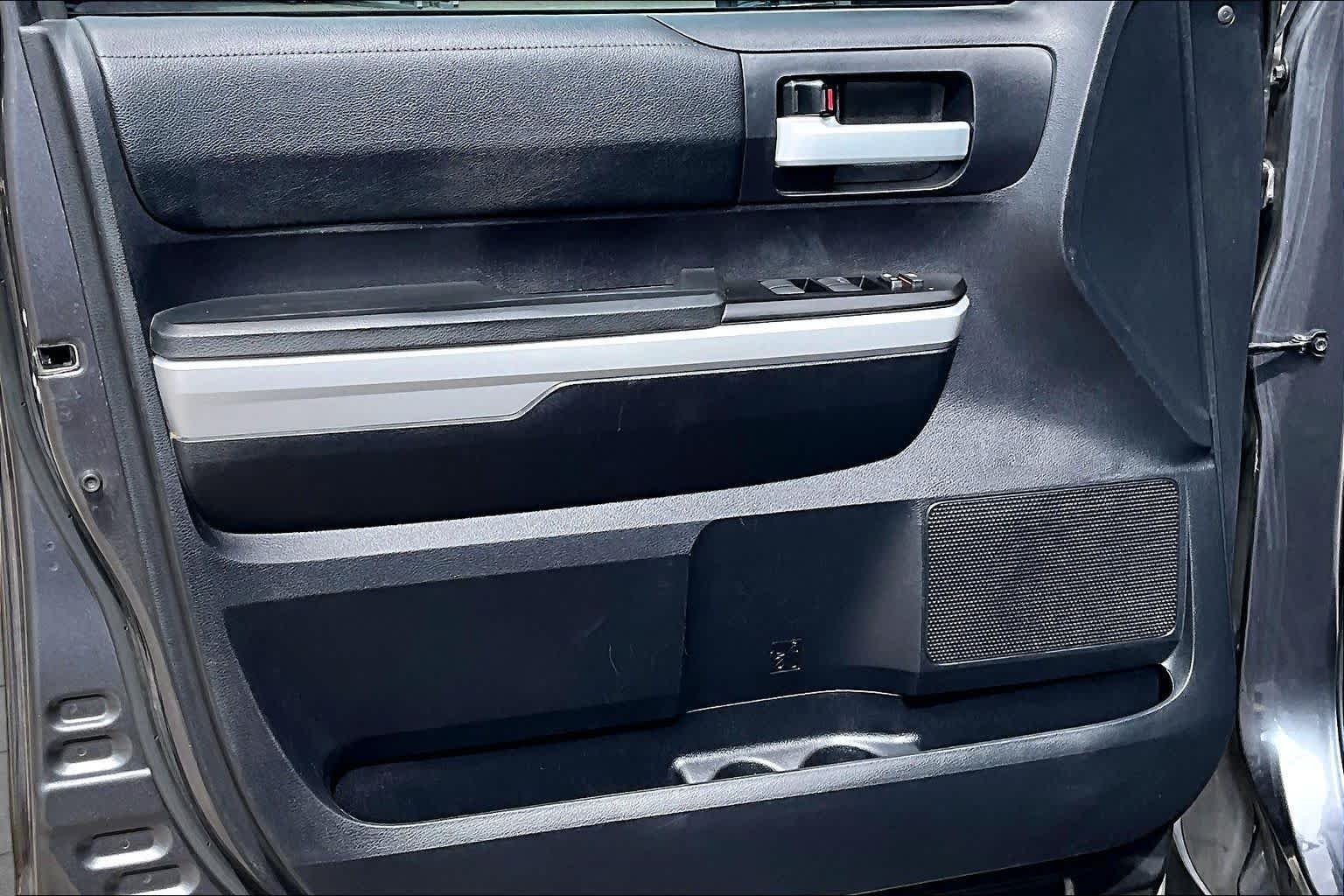 Used 2020 Magnetic Grey Metallic Toyota SR5 image 22