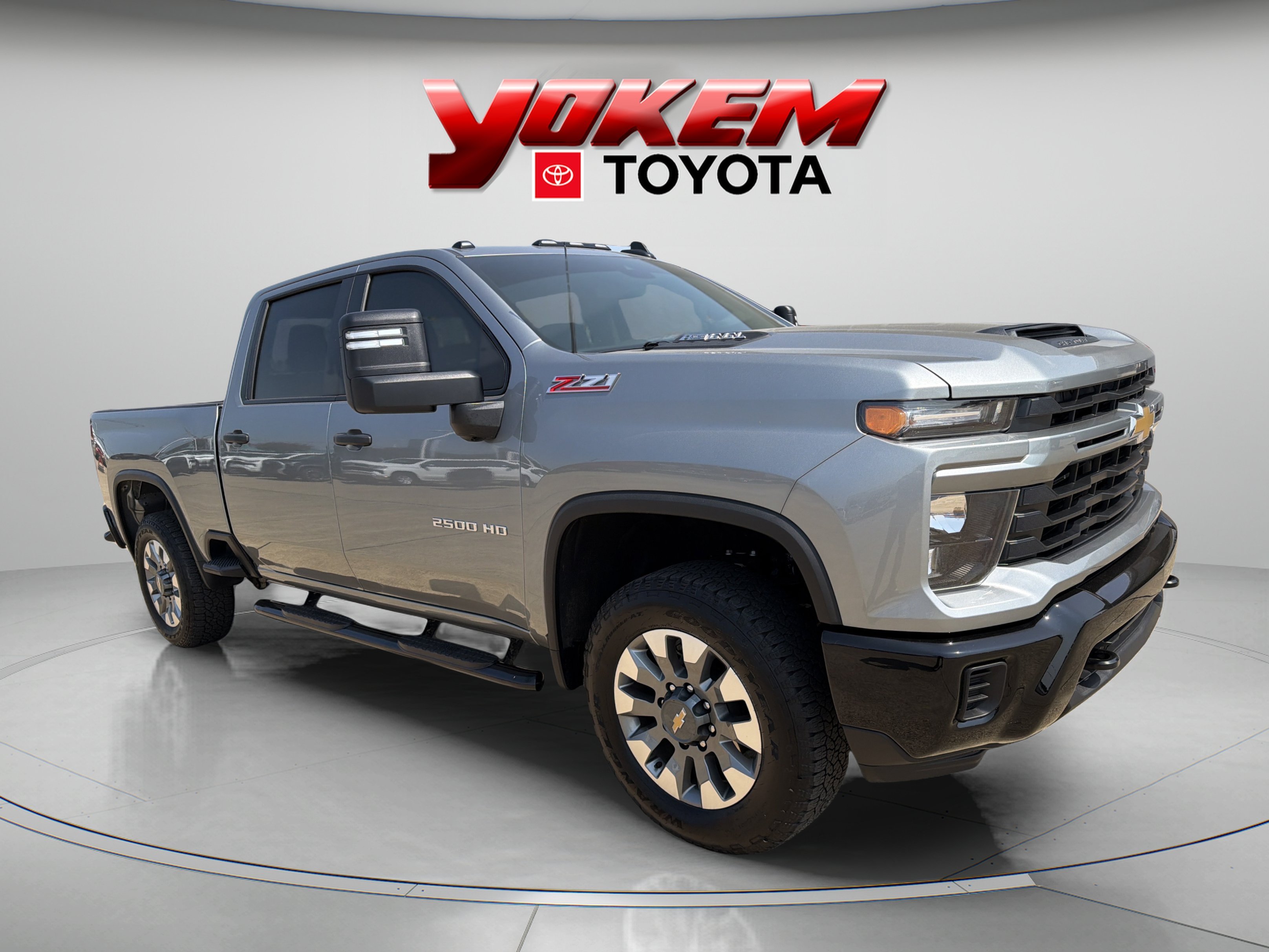 Used 2026 Sterling Gray Metallic Chevrolet Custom image 8