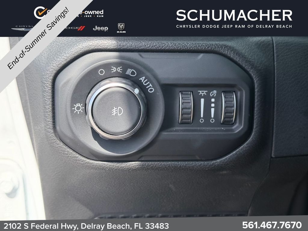 Used 2022 White Jeep Unlimited Sport S image 26
