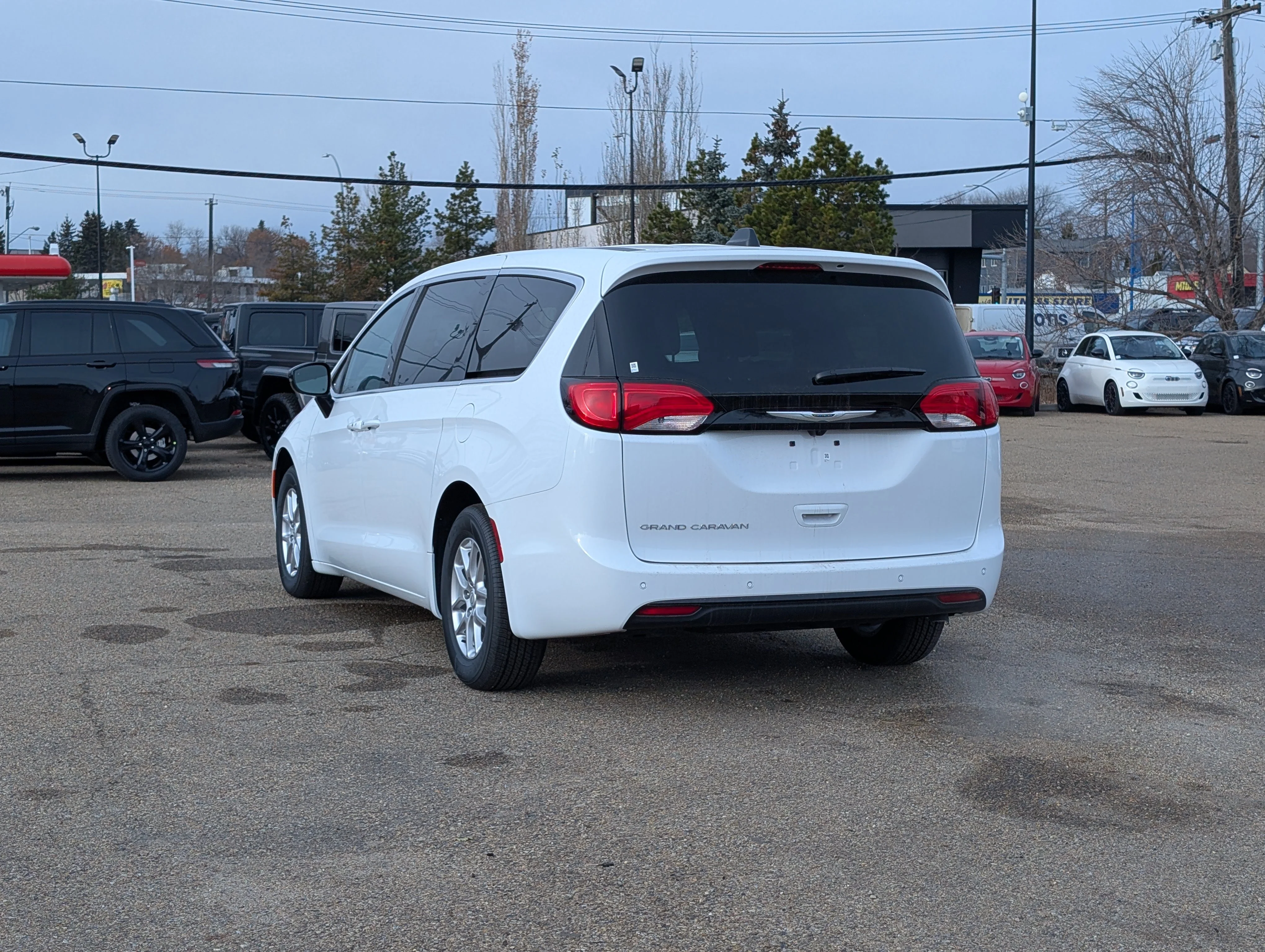 New 2026 Bright White Chrysler SXT image 4