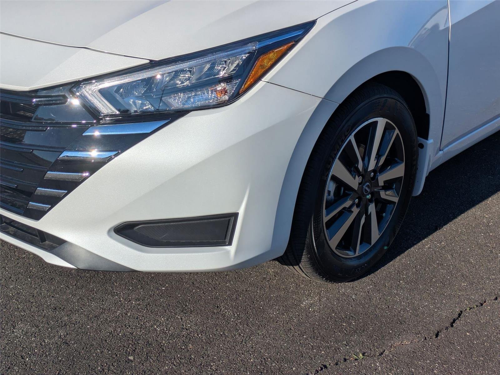 New 2025 Aspen White TriCoat Nissan SV image 10