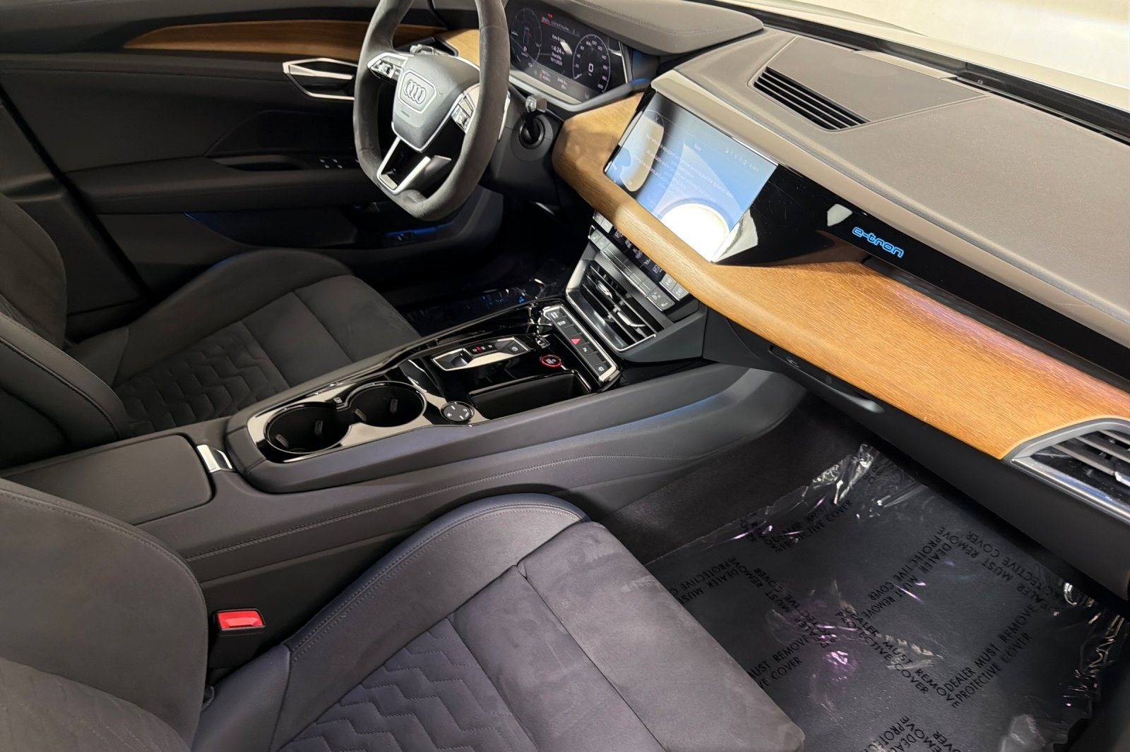 Used 2023 Daytona Gray Pearl Effect Audi Premium Plus quattro image 14