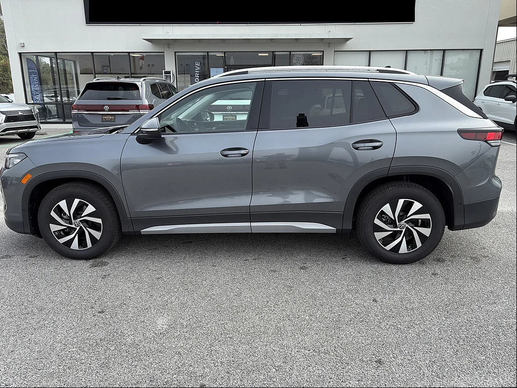 New 2026 Platinum Gray Metallic Volkswagen S FWD image 20