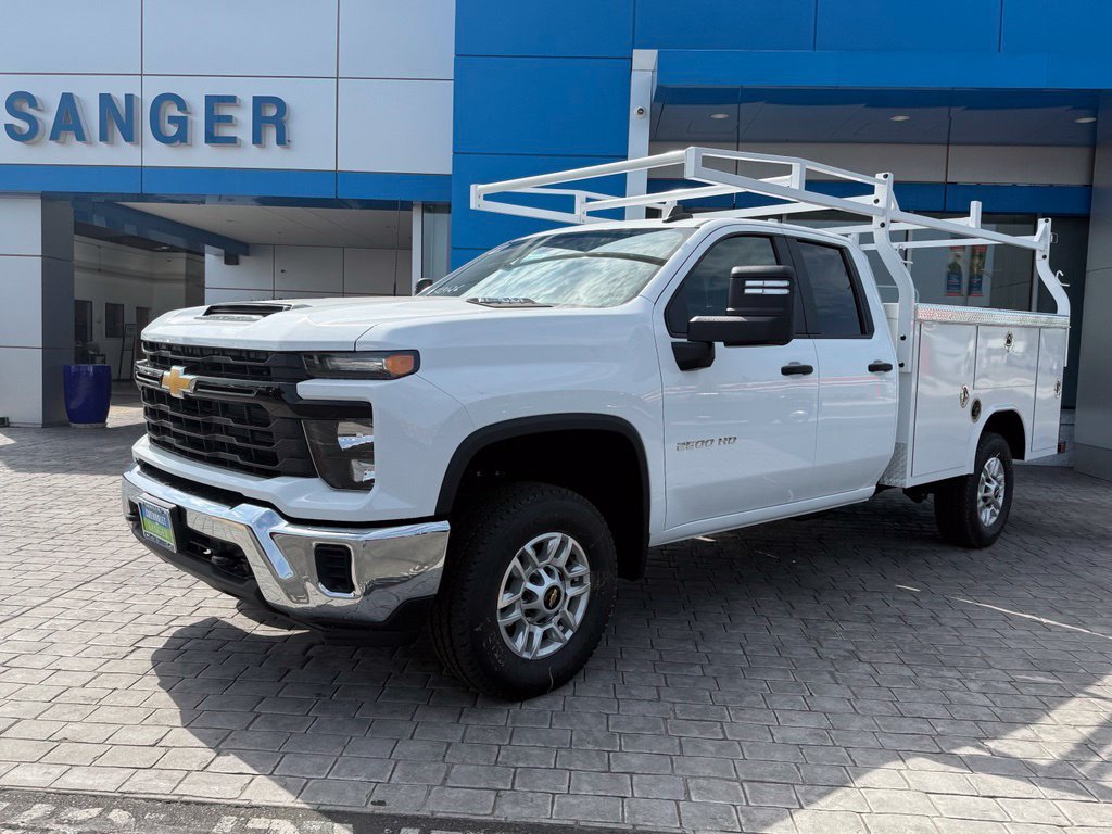 2026 Chevrolet Silverado 2500 HD WT view 4