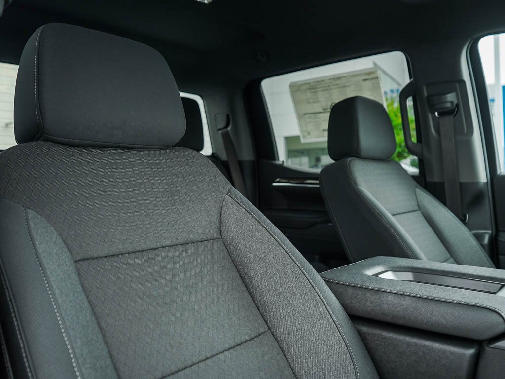 2026 Chevrolet Silverado 1500 LT - Photo 9