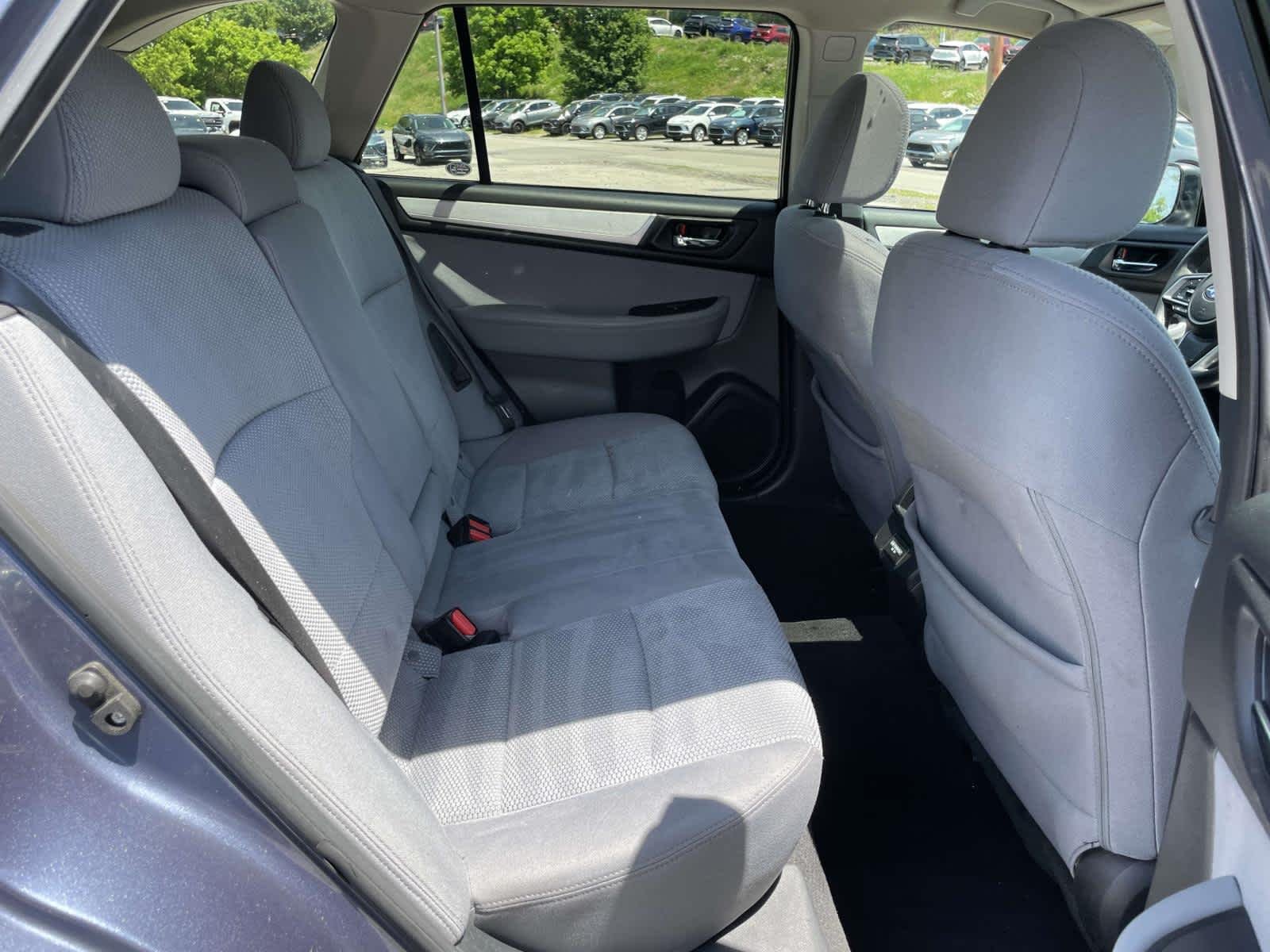 Used 2018 Twilight Blue Metallic Subaru Premium image 22