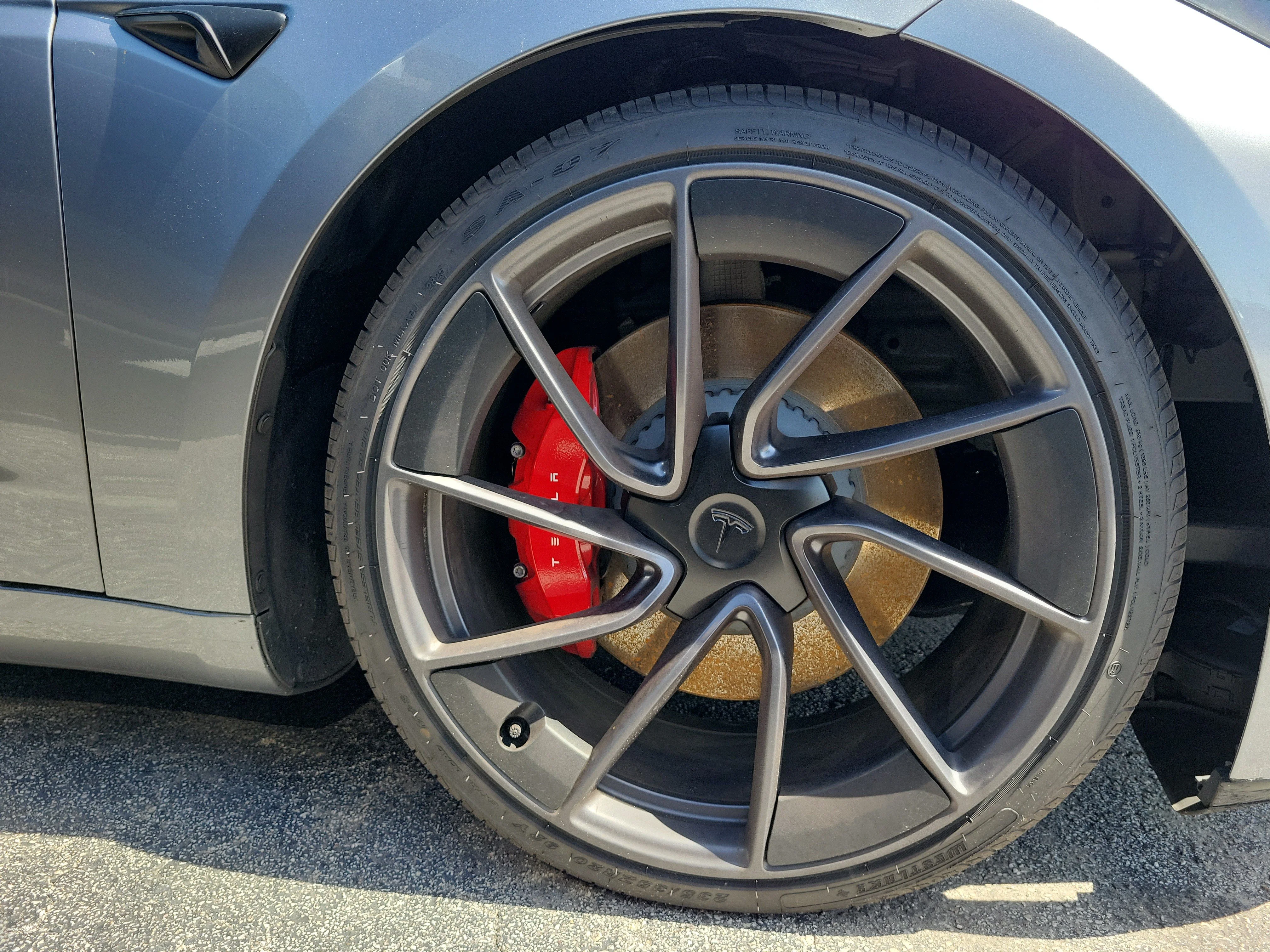 Used 2025  Tesla Performance image 6