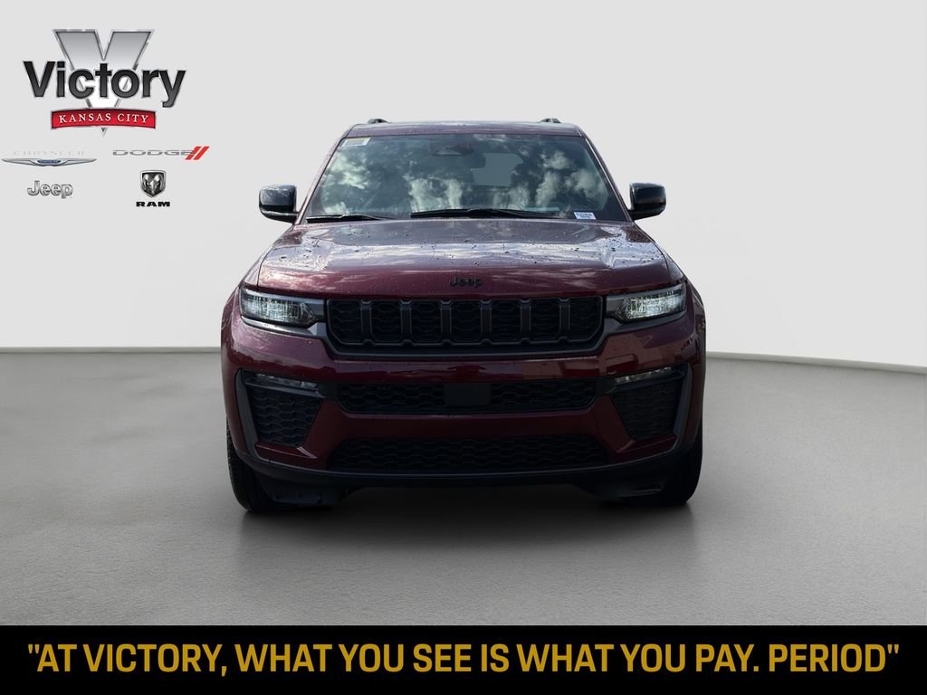 New 2026 Velvet Red Pearl-Coat Exterior Paint Jeep Limited image 2