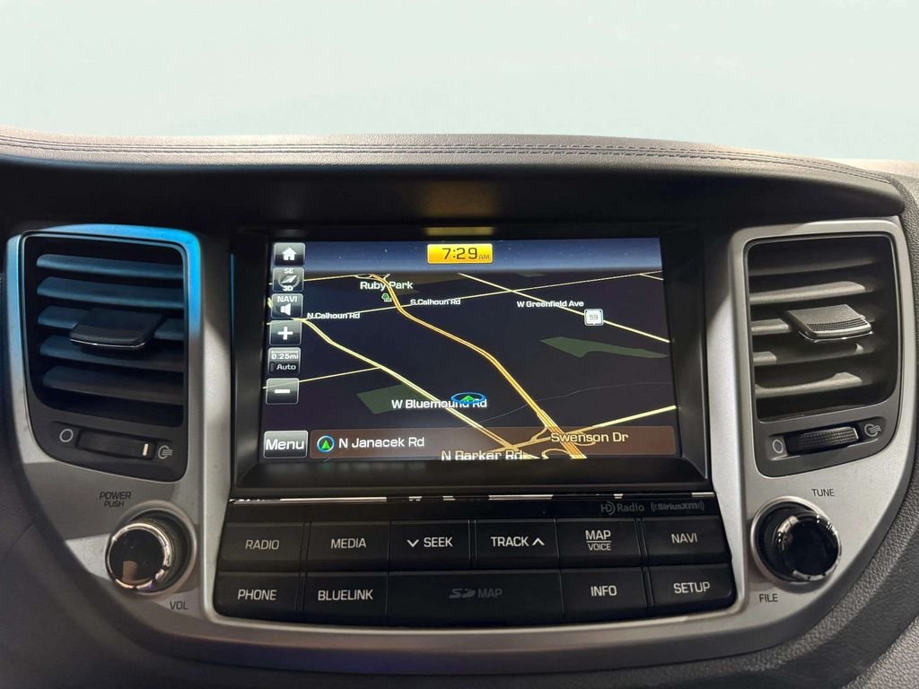 Used 2016 Coliseum Gray Hyundai Limited image 14