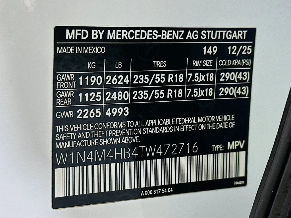 Used 2026 White Mercedes-Benz GLB 250 image 31
