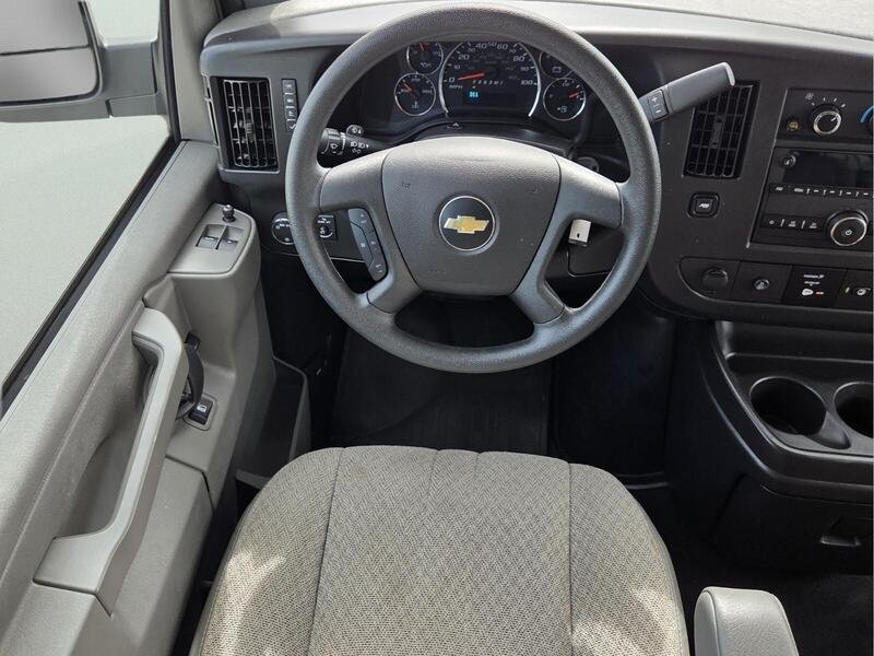 Used 2025 Summit White CHEVROLET RWD 3500 155" LT image 15