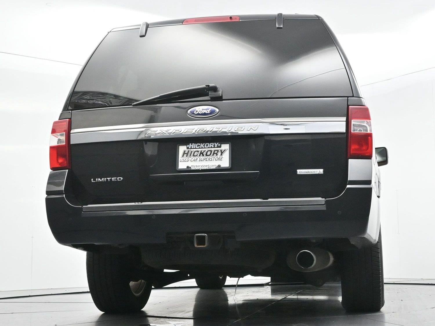 Used 2015 Tuxedo Black Metallic Ford Limited image 58