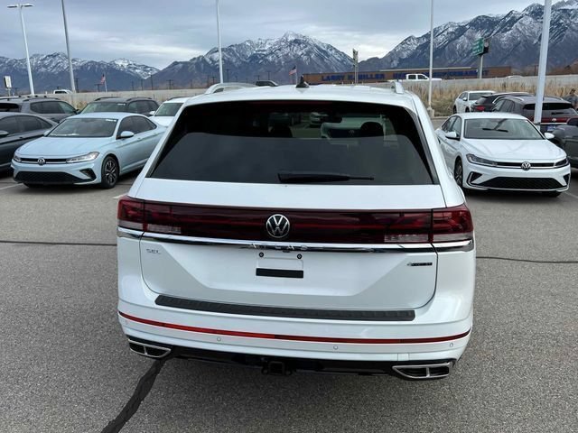 New 2026 Opal White Volkswagen 2.0T SEL Premium R-Line image 11