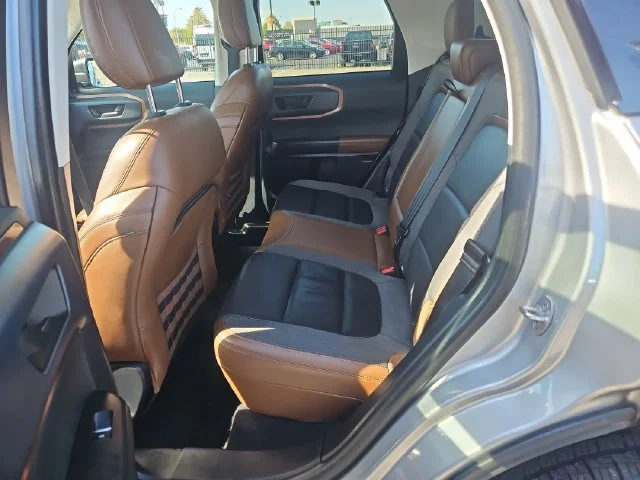 Used 2021 Silver Ford Outer Banks image 25