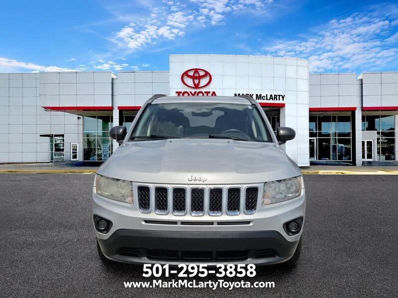 Used 2013 Bright Silver Metallic JEEP FWD 4DR LATITUDE image 8