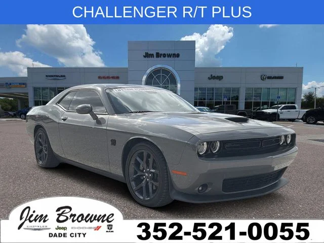 2023 Dodge Challenger R/T's photo