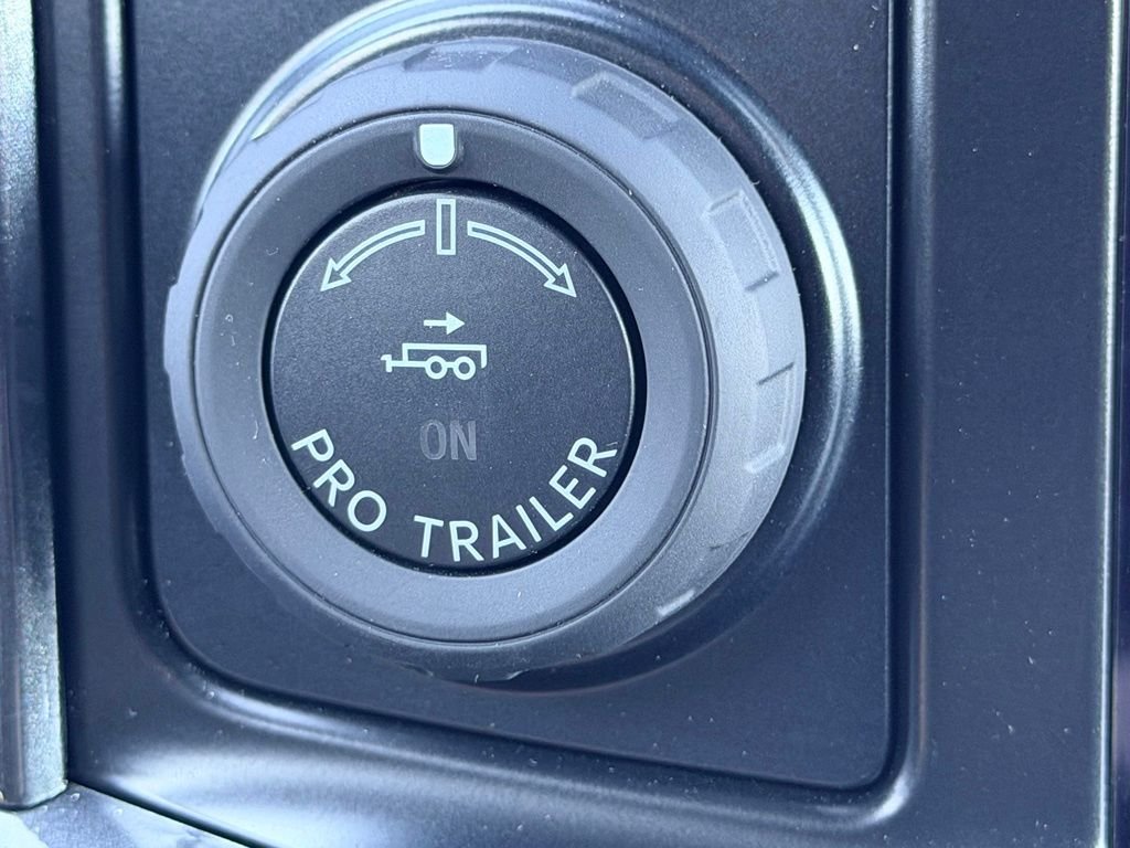Used 2023 Gray Ford XLT image 35