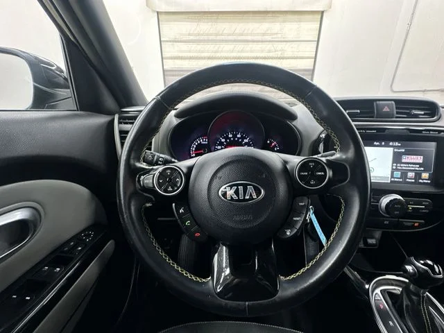 Used 2016 Black Kia Plus image 12